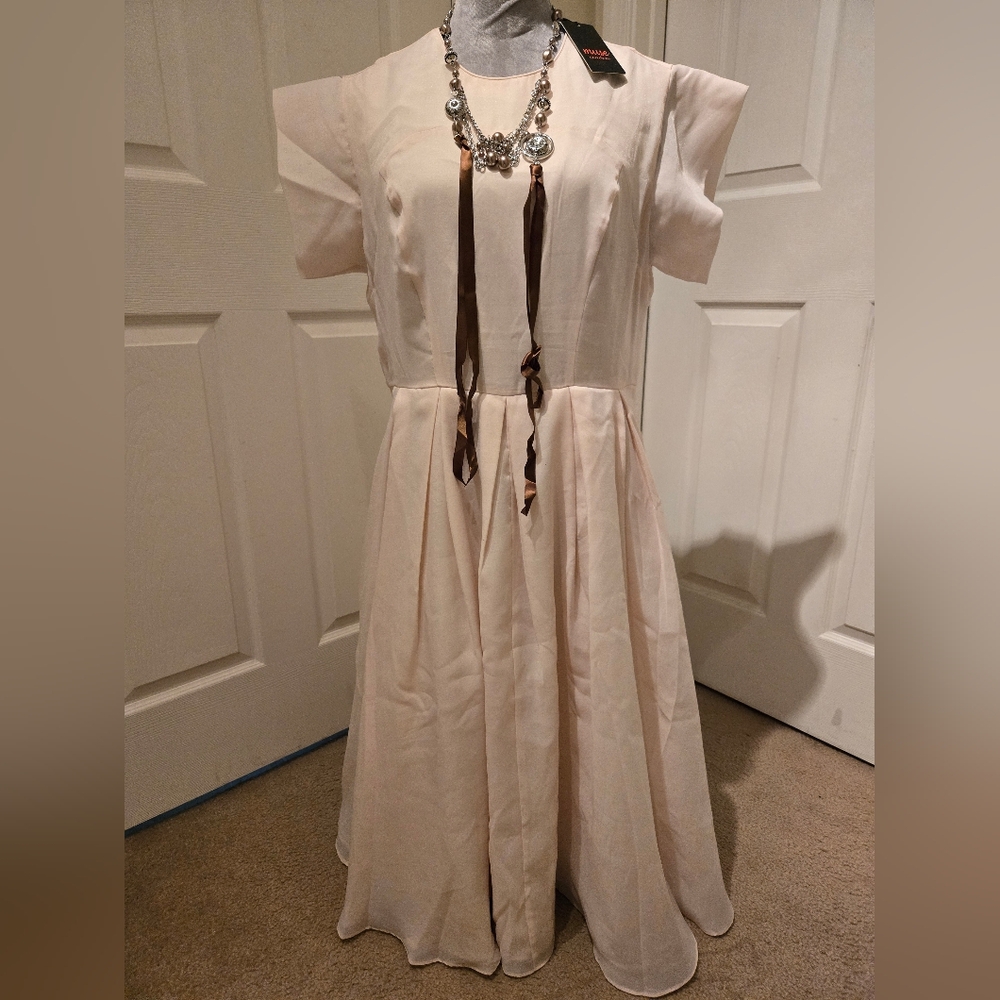 Muse Couture Elegant Chiffon Cream Dress